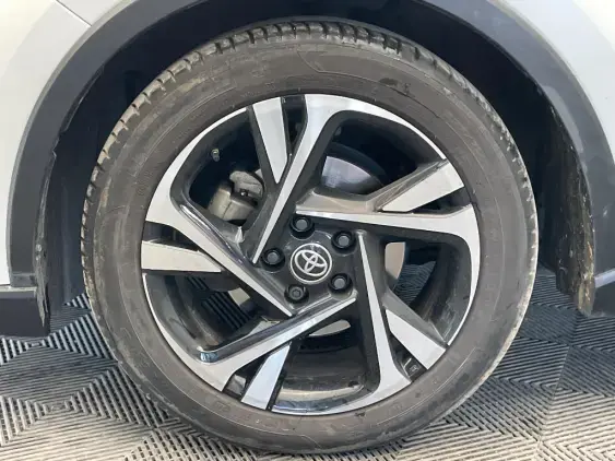 TOYOTA C-HR - voiture d'occasion - Photo 23