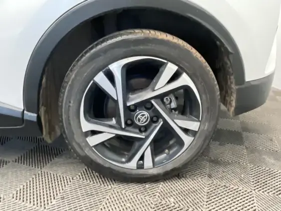 TOYOTA C-HR - voiture d'occasion - Photo 24