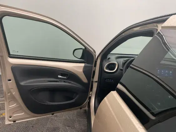 TOYOTA AYGO X - voiture d'occasion - Photo 19