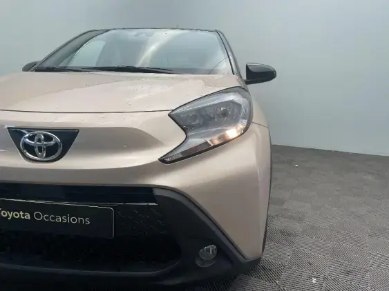 TOYOTA AYGO X - voiture d'occasion - Photo 22