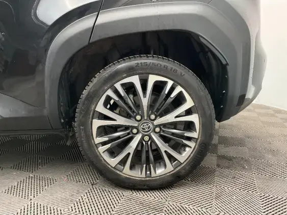 TOYOTA YARIS CROSS I - voiture d'occasion - Photo 24