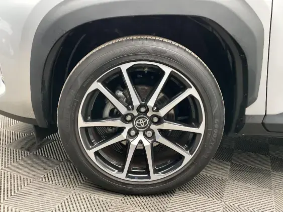 TOYOTA YARIS CROSS I - voiture d'occasion - Photo 22