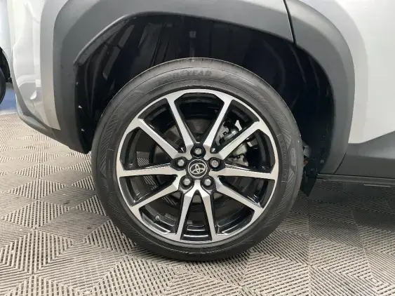 TOYOTA YARIS CROSS I - voiture d'occasion - Photo 24