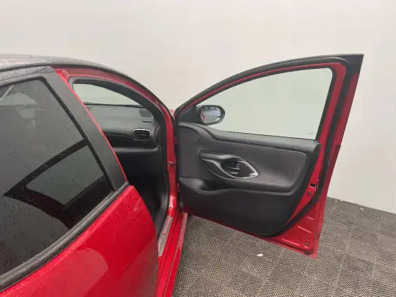 TOYOTA YARIS IV - voiture d'occasion - Photo 20