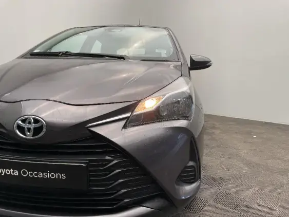 TOYOTA YARIS III - voiture d'occasion - Photo 22