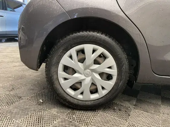 TOYOTA YARIS III - voiture d'occasion - Photo 25