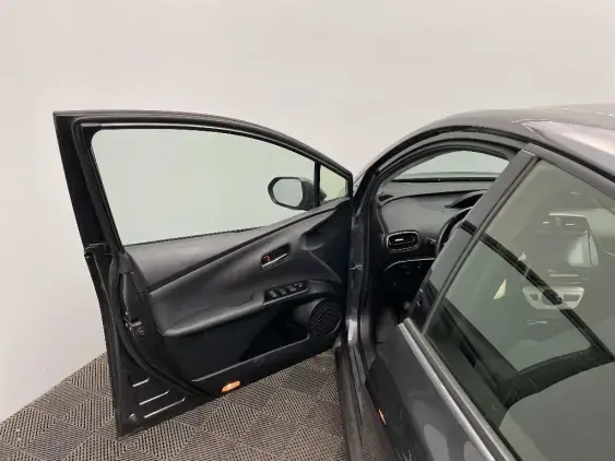 TOYOTA PRIUS RECHARGEABLE IV - voiture d'occasion - Photo 18