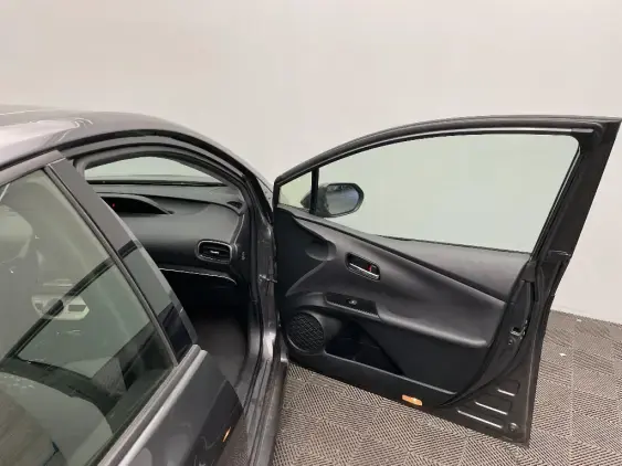 TOYOTA PRIUS RECHARGEABLE IV - voiture d'occasion - Photo 19