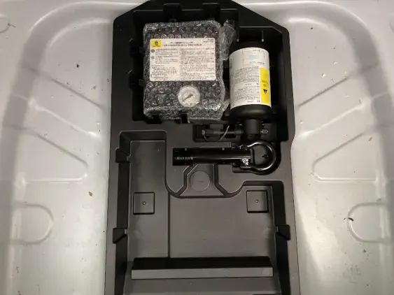 TOYOTA AYGO X - voiture d'occasion - Photo 17