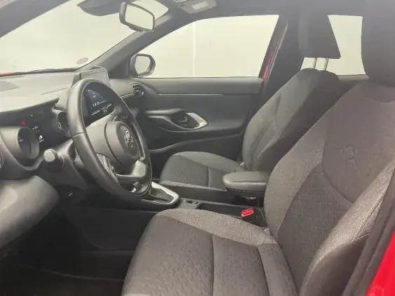 TOYOTA YARIS CROSS I - voiture d'occasion - Photo 18