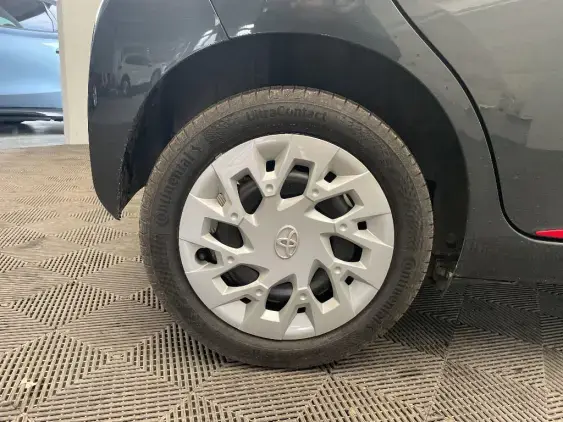 TOYOTA AYGO II - voiture d'occasion - Photo 25