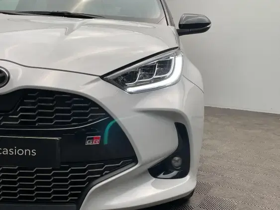 TOYOTA YARIS IV - voiture d'occasion - Photo 22