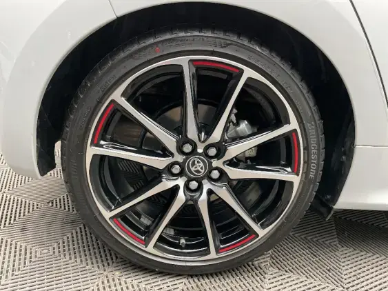 TOYOTA YARIS IV - voiture d'occasion - Photo 25