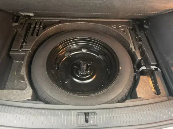 VOLKSWAGEN TIGUAN II - voiture d'occasion - Photo 17