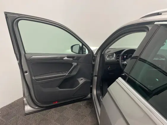 VOLKSWAGEN TIGUAN II - voiture d'occasion - Photo 19