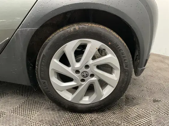 TOYOTA AYGO X - voiture d'occasion - Photo 24