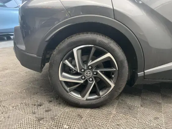 TOYOTA C-HR - voiture d'occasion - Photo 25