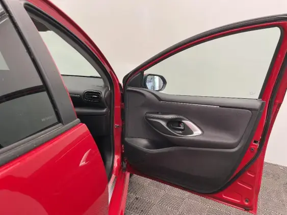 TOYOTA YARIS IV - voiture d'occasion - Photo 20