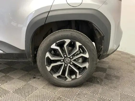 TOYOTA YARIS CROSS I - voiture d'occasion - Photo 24