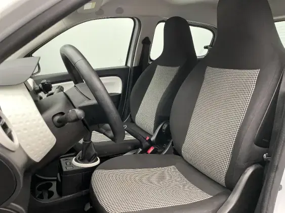 RENAULT TWINGO III - voiture d'occasion - Photo 16