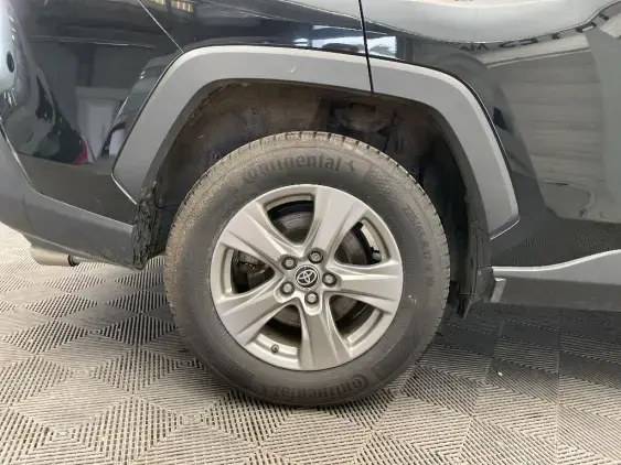 TOYOTA RAV4 V - voiture d'occasion - Photo 24