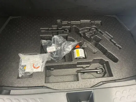 TOYOTA C-HR - voiture d'occasion - Photo 17