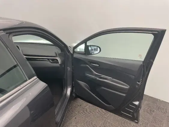 TOYOTA C-HR - voiture d'occasion - Photo 20