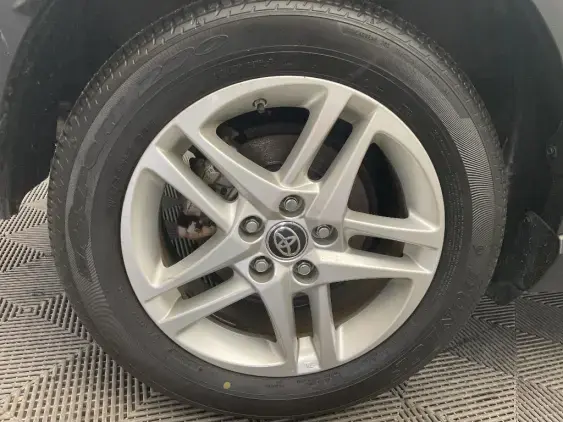 TOYOTA C-HR - voiture d'occasion - Photo 25