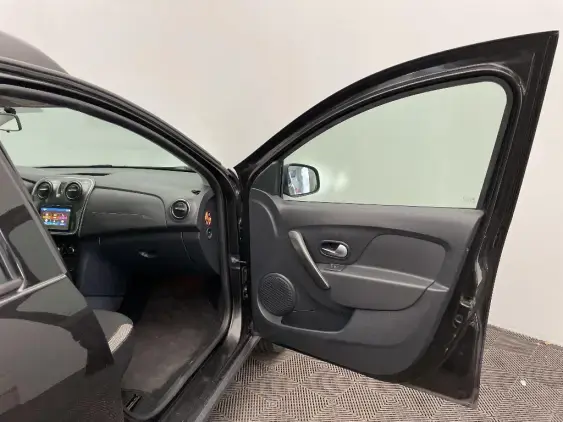 DACIA SANDERO II - voiture d'occasion - Photo 19