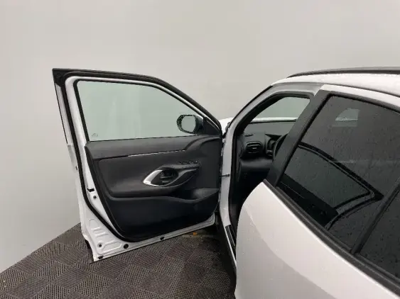 TOYOTA YARIS CROSS I - voiture d'occasion - Photo 19