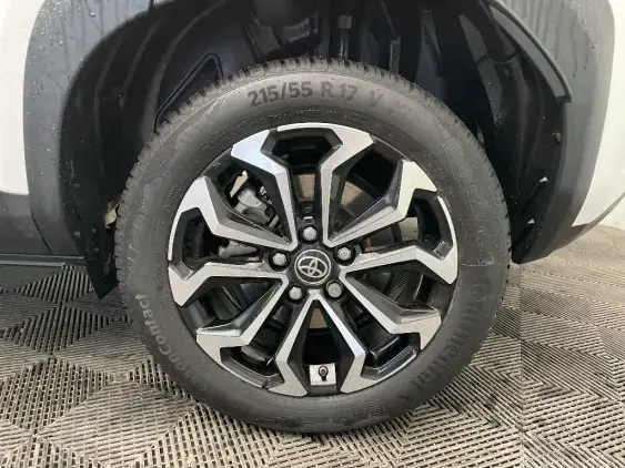 TOYOTA YARIS CROSS I - voiture d'occasion - Photo 24