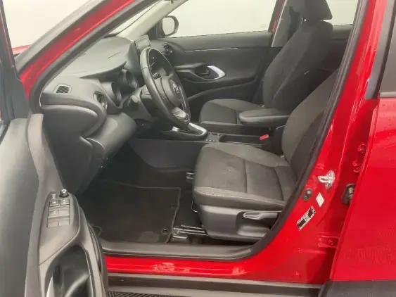 TOYOTA YARIS CROSS I - voiture d'occasion - Photo 18