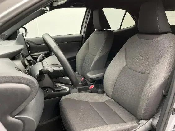 TOYOTA YARIS CROSS I - voiture d'occasion - Photo 17