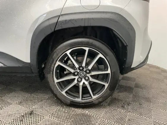 TOYOTA YARIS CROSS I - voiture d'occasion - Photo 24