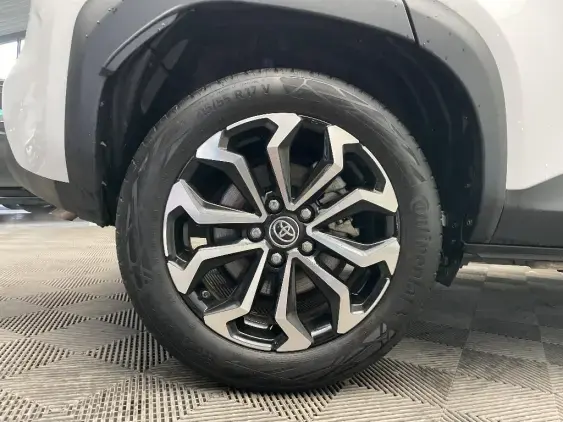 TOYOTA YARIS CROSS I - voiture d'occasion - Photo 25