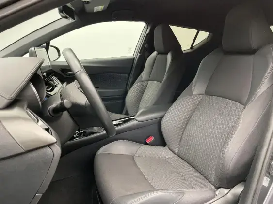 TOYOTA C-HR - voiture d'occasion - Photo 18