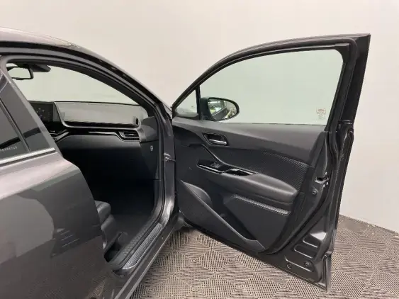 TOYOTA C-HR - voiture d'occasion - Photo 20