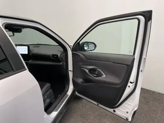 TOYOTA YARIS CROSS I - voiture d'occasion - Photo 20