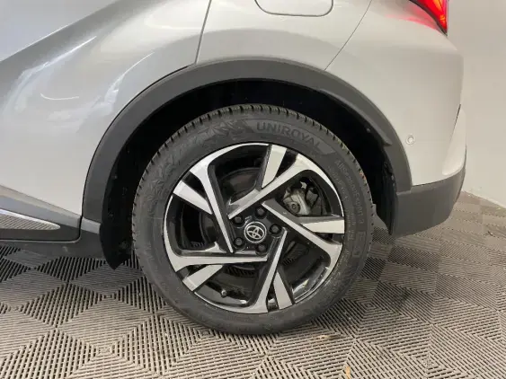 TOYOTA C-HR - voiture d'occasion - Photo 24