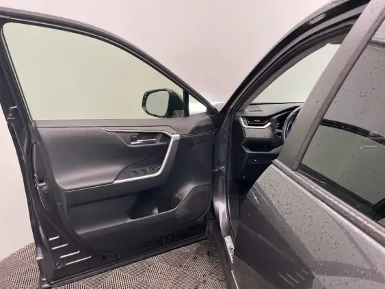 TOYOTA RAV4 V - voiture d'occasion - Photo 19