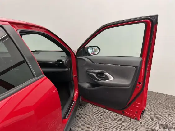 TOYOTA YARIS CROSS I - voiture d'occasion - Photo 20