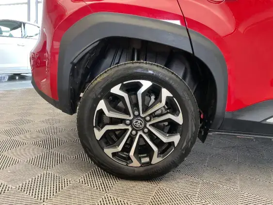 TOYOTA YARIS CROSS I - voiture d'occasion - Photo 25