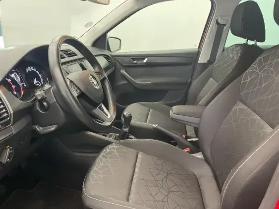 SKODA FABIA III - voiture d'occasion - Photo 18