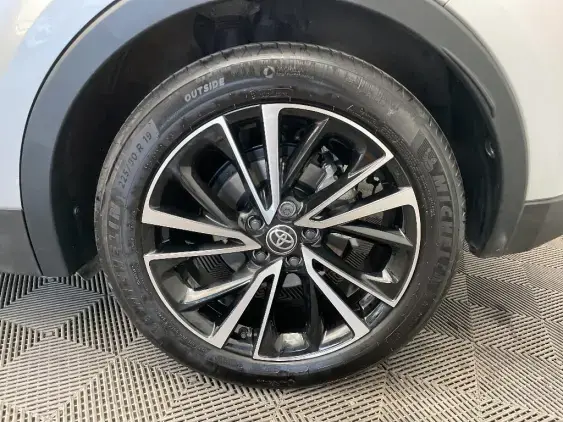 TOYOTA C-HR II - voiture d'occasion - Photo 24