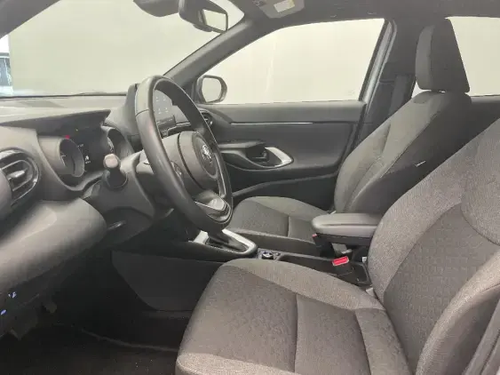 TOYOTA YARIS CROSS I - voiture d'occasion - Photo 18