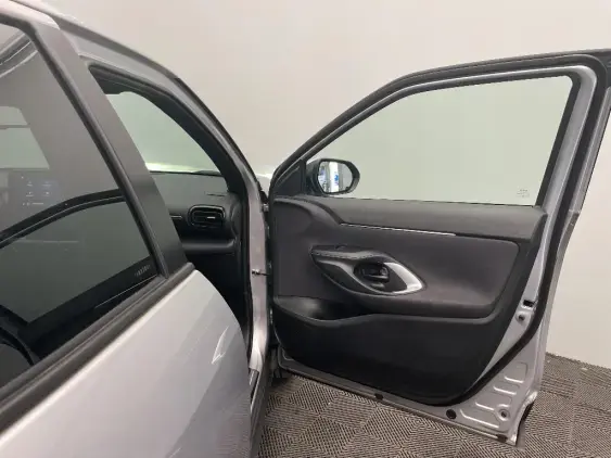 TOYOTA YARIS CROSS I - voiture d'occasion - Photo 20