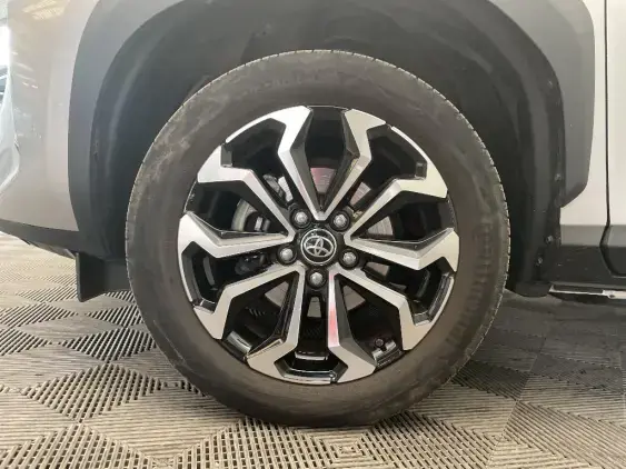 TOYOTA YARIS CROSS I - voiture d'occasion - Photo 23