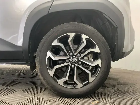 TOYOTA YARIS CROSS I - voiture d'occasion - Photo 24