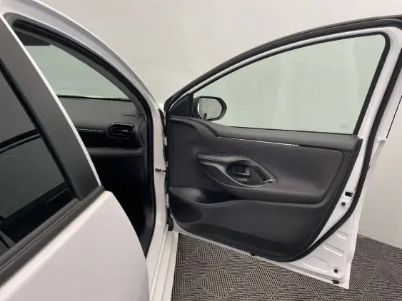 TOYOTA YARIS IV - voiture d'occasion - Photo 20