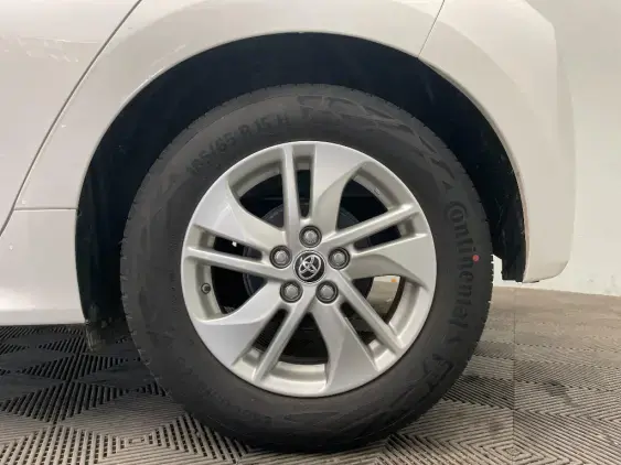 TOYOTA YARIS IV - voiture d'occasion - Photo 24